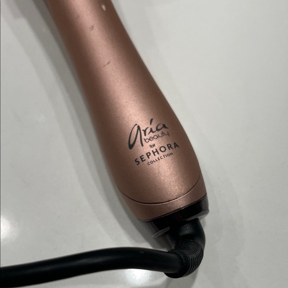 Infrared Curling Iron by Aria Beauty for Sephora Collection - Picture 2 of 7